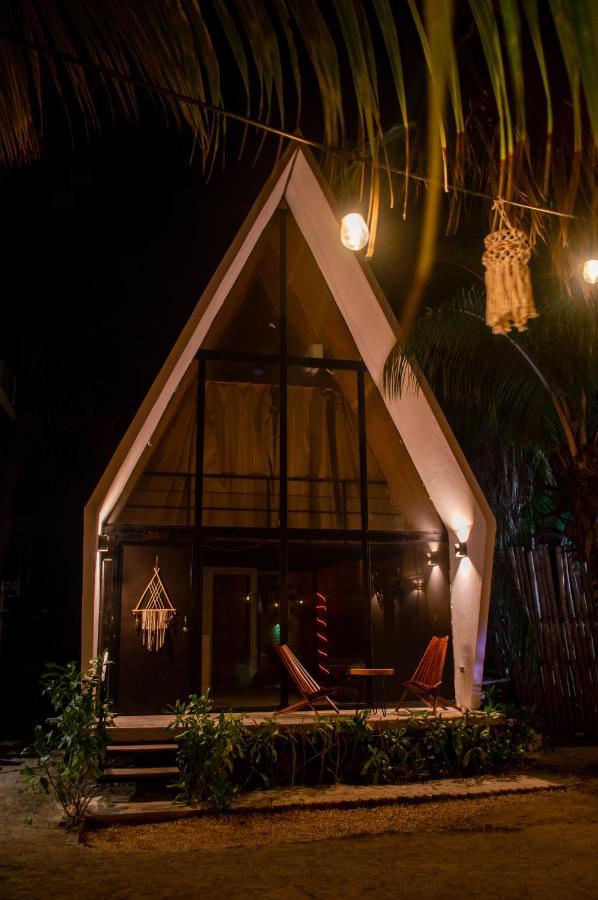 Xtambaa Cabins & Spa Only Adults Эль-Куйо Экстерьер фото